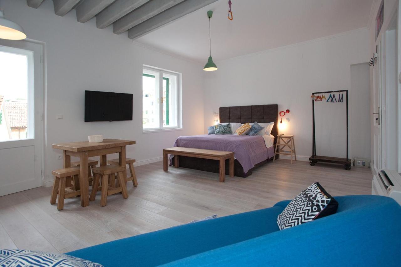Apartments Central Chic And Cozy Split Buitenkant foto